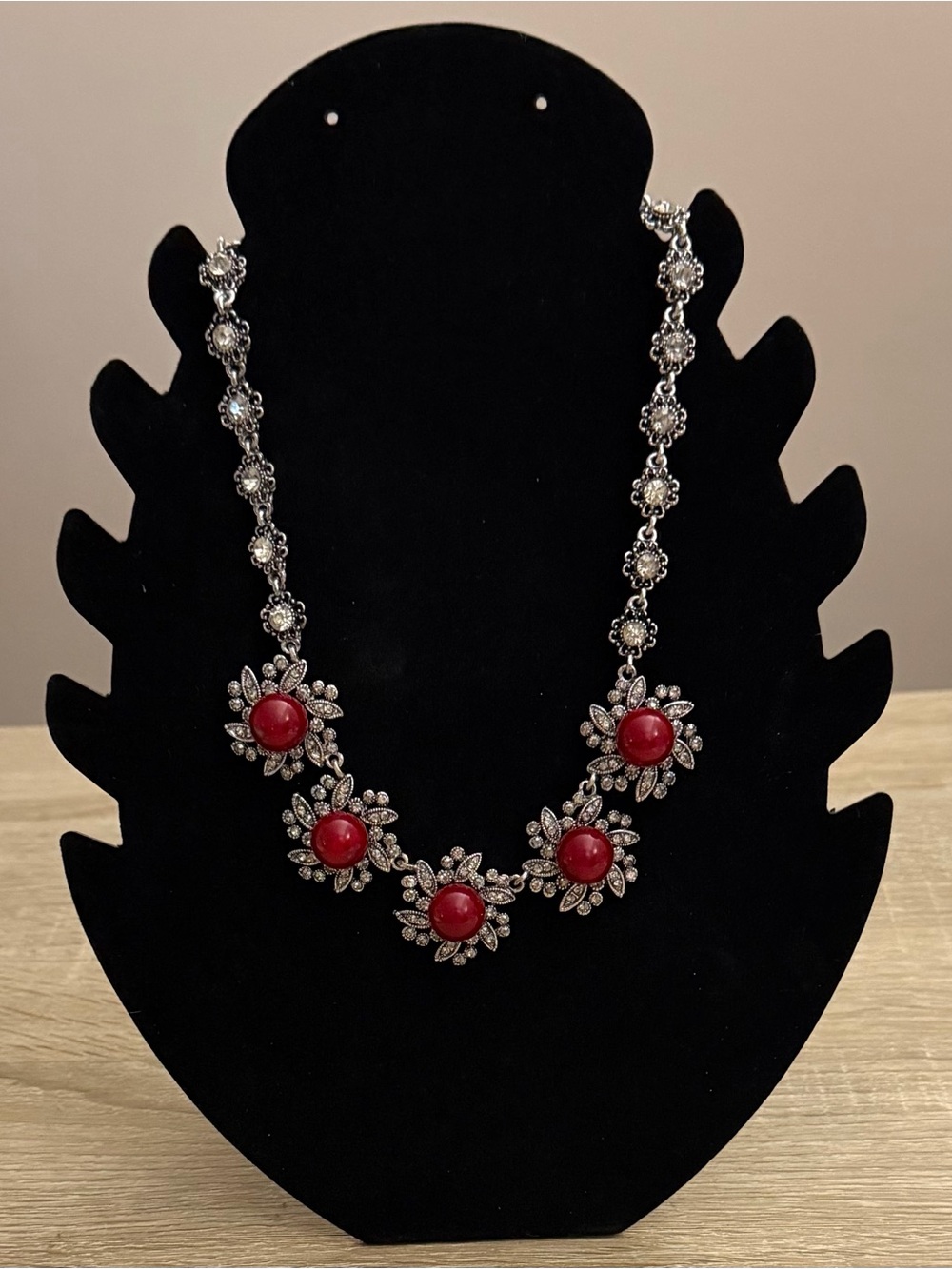 Vintage Glam Red Statement Necklace NWT